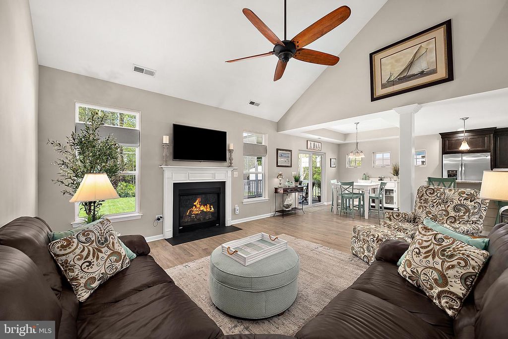 Image 6 of property listing at 12506 SEA BUOY CT, Ocean City, MD 21842