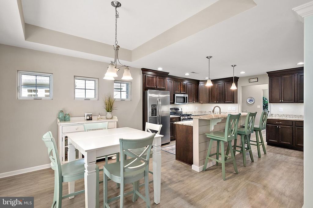 Image 8 of property listing at 12506 SEA BUOY CT, Ocean City, MD 21842