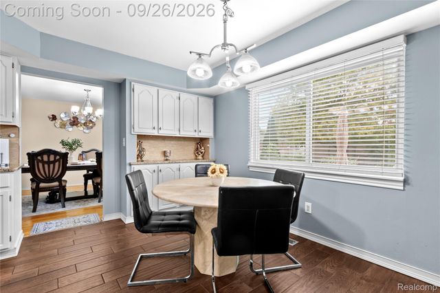 36319 Travis Drive, Sterling Heights, MI 48312