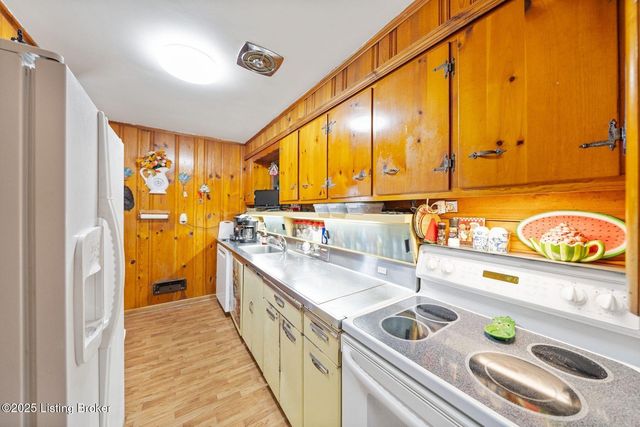 3019 Mcmahan Blvd, Louisville, KY 40220