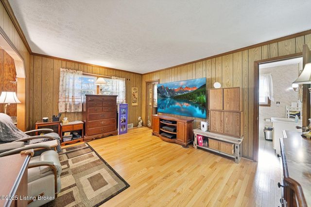 3019 Mcmahan Blvd, Louisville, KY 40220