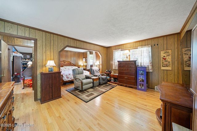 3019 Mcmahan Blvd, Louisville, KY 40220