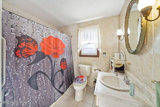 3019 Mcmahan Blvd, Louisville, KY 40220