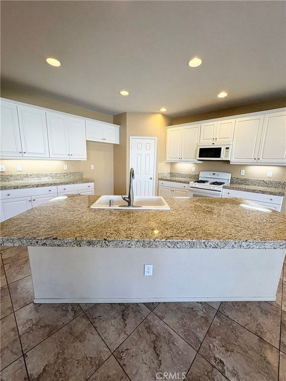 Image 23 of property listing at 1119 Huckleberry Lane, San Jacinto, CA 92582