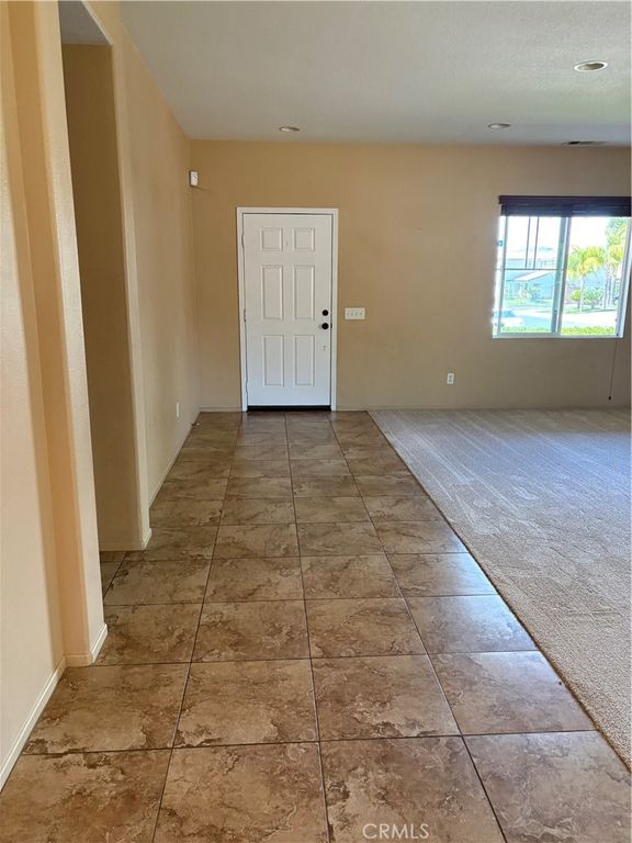 Image 4 of property listing at 1119 Huckleberry Lane, San Jacinto, CA 92582