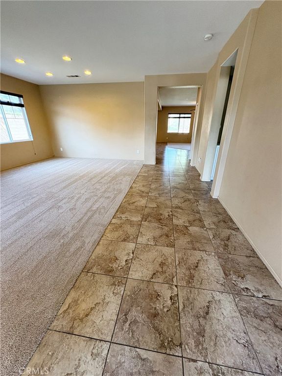 Image 7 of property listing at 1119 Huckleberry Lane, San Jacinto, CA 92582