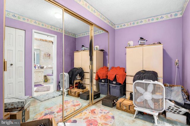 404 BUNKER HILL RD, Harleysville, PA 19438