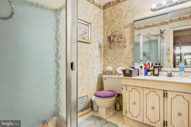 404 BUNKER HILL RD, Harleysville, PA 19438