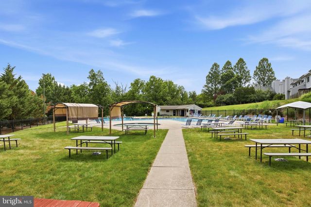404 BUNKER HILL RD, Harleysville, PA 19438