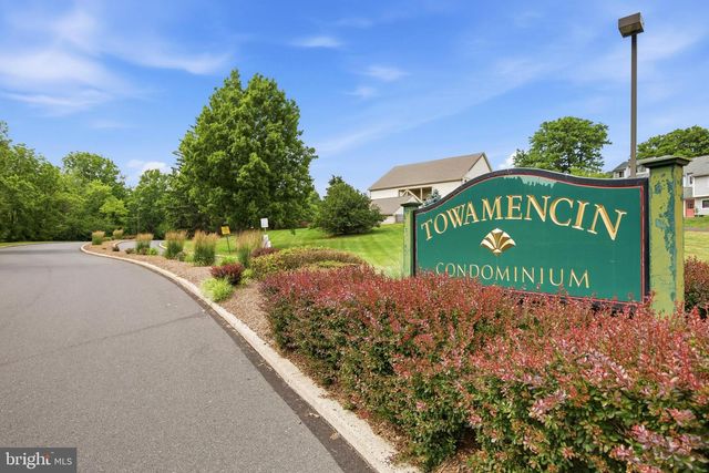 404 BUNKER HILL RD, Harleysville, PA 19438