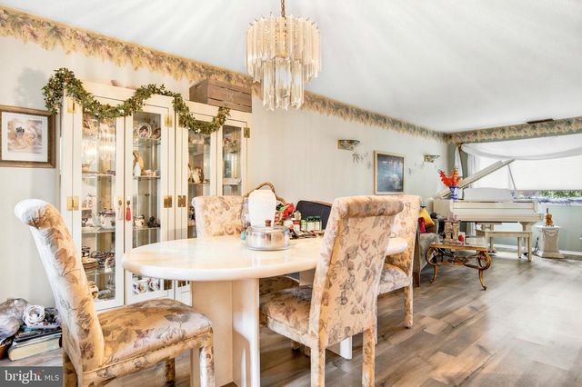 404 BUNKER HILL RD, Harleysville, PA 19438