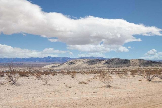 109 Amboy Road, 29 Palms, CA 92277