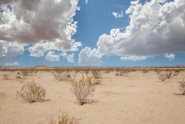 109 Amboy Road, 29 Palms, CA 92277