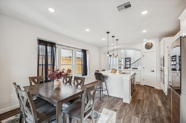 7933 Spring Run Drive, Magnolia, TX 77354