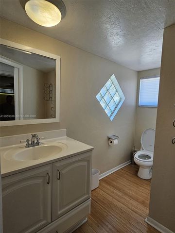1732 NE 50th Street, Pompano Beach, FL 33064