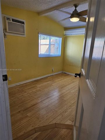 1732 NE 50th Street, Pompano Beach, FL 33064
