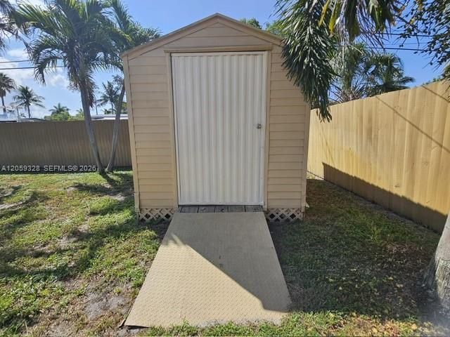 1732 NE 50th Street, Pompano Beach, FL 33064