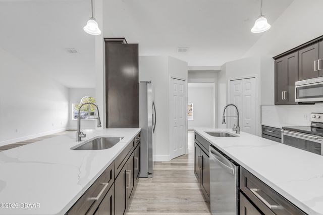 5 Serenity Place, Palm Coast, FL 32164