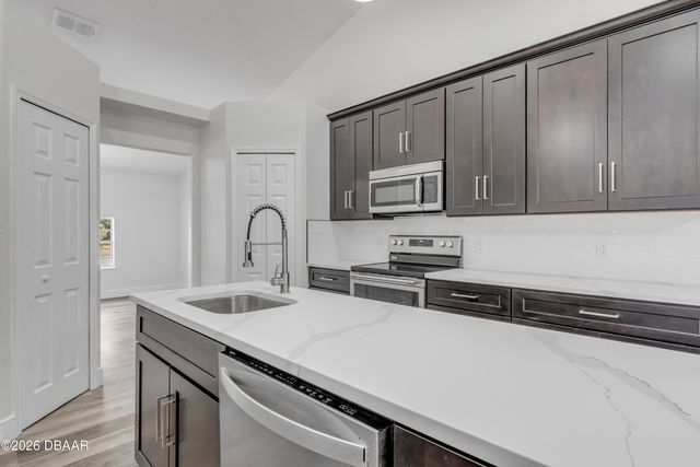 5 Serenity Place, Palm Coast, FL 32164