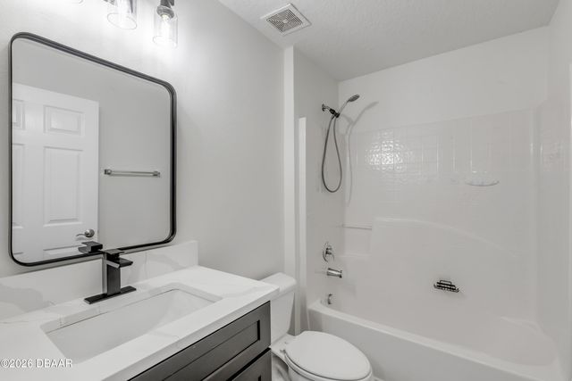 5 Serenity Place, Palm Coast, FL 32164