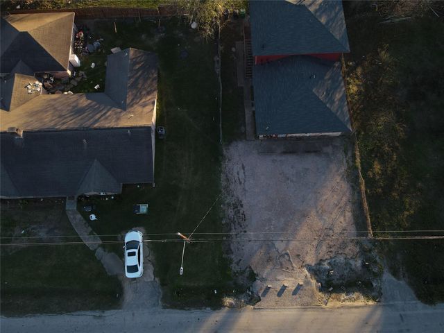 12 Nathaniel Brown, Houston, TX 77021