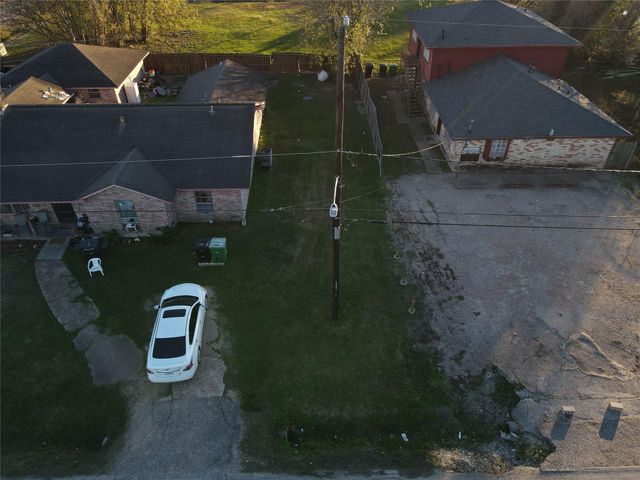 12 Nathaniel Brown, Houston, TX 77021