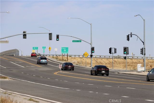 800 52nd Street W, Rosamond, CA 93560