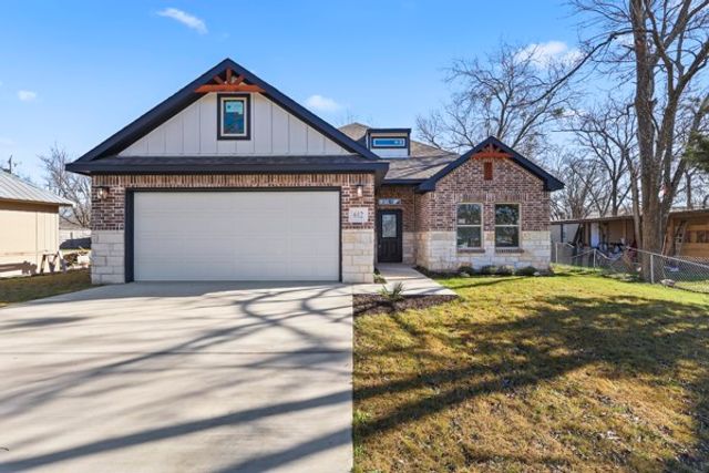 612 N US Highway 69, Celeste, TX 75423