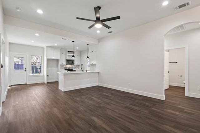 612 N US Highway 69, Celeste, TX 75423