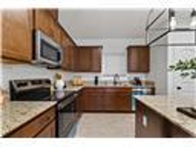 230 Montage Dr, Merced, CA 95348