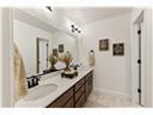 230 Montage Dr, Merced, CA 95348