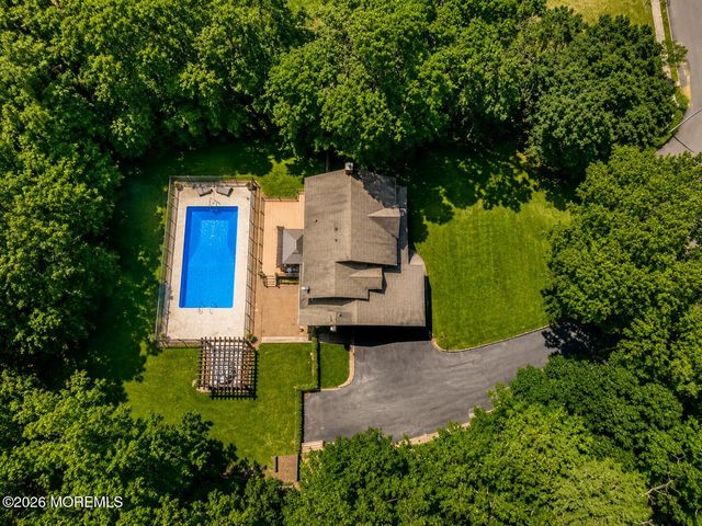 19 Peach Tree Street, Jackson, NJ 08527