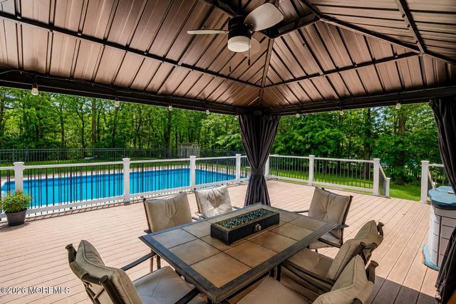 19 Peach Tree Street, Jackson, NJ 08527