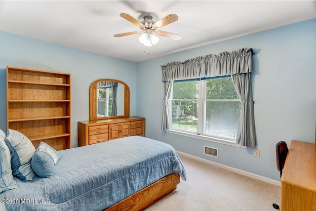 19 Peach Tree Street, Jackson, NJ 08527