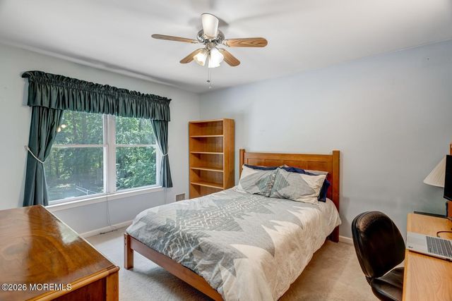 19 Peach Tree Street, Jackson, NJ 08527