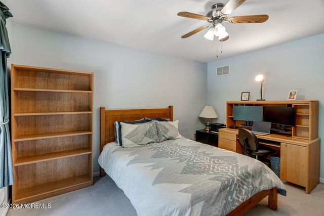 19 Peach Tree Street, Jackson, NJ 08527