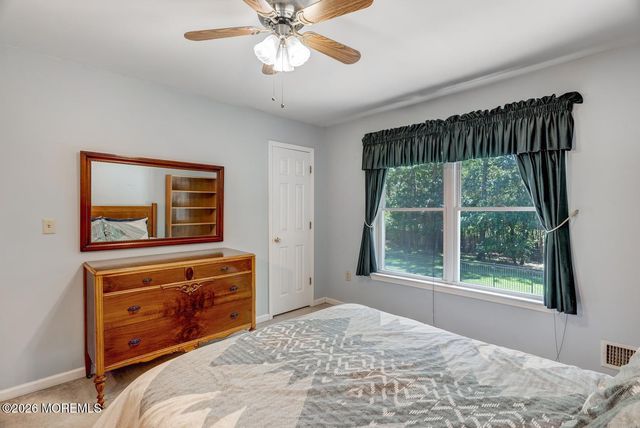 19 Peach Tree Street, Jackson, NJ 08527