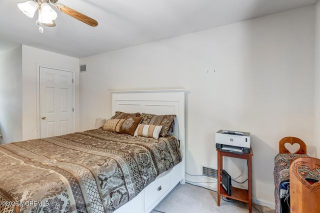 19 Peach Tree Street, Jackson, NJ 08527