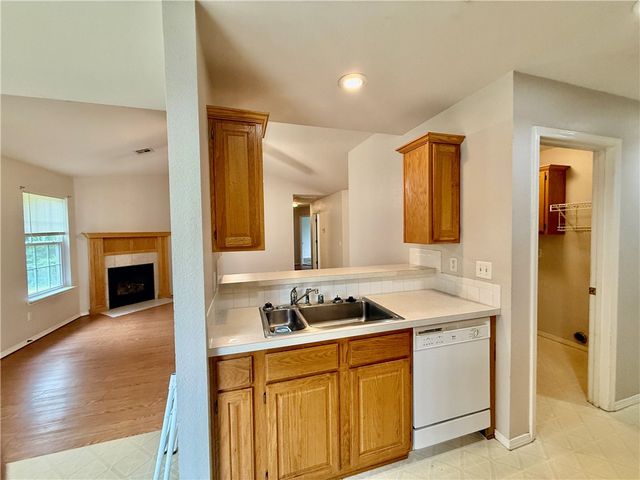 15 Pennine Lane, Bella Vista, AR 72714