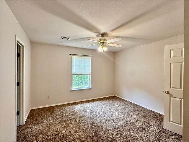 15 Pennine Lane, Bella Vista, AR 72714