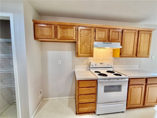 15 Pennine Lane, Bella Vista, AR 72714
