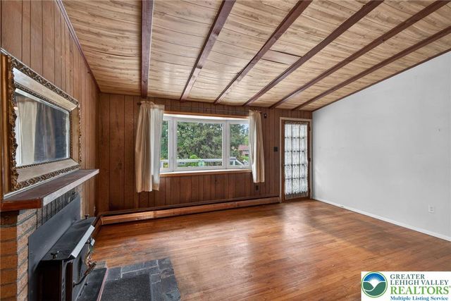 1220 Oakwood Drive, Hanover Twp, PA 18017