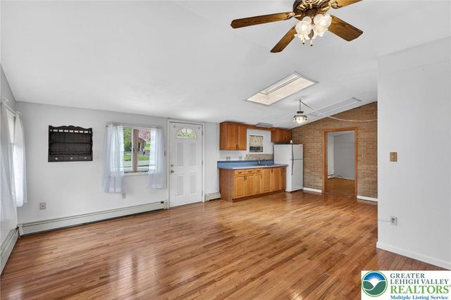 1220 Oakwood Drive, Hanover Twp, PA 18017