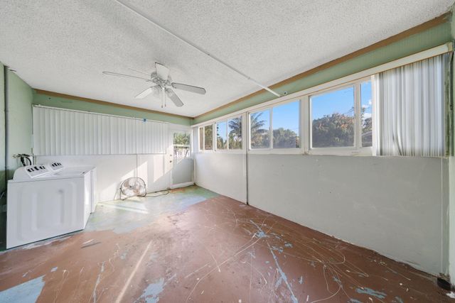 730 NW 1st Avenue, Boynton Beach, FL 33426