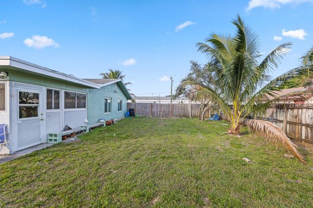 730 NW 1st Avenue, Boynton Beach, FL 33426