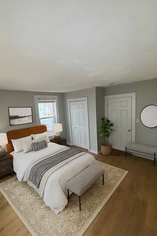 225 Florence St 225, Boston, MA 02131