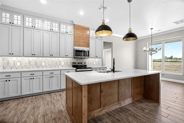 10345 SW 49th Street, Mustang, OK 73064
