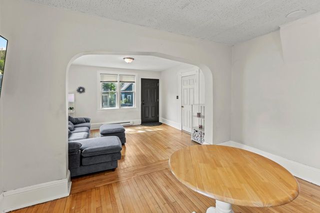 95 Front Avenue, Saint Paul, MN 55117