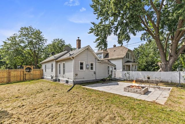95 Front Avenue, Saint Paul, MN 55117