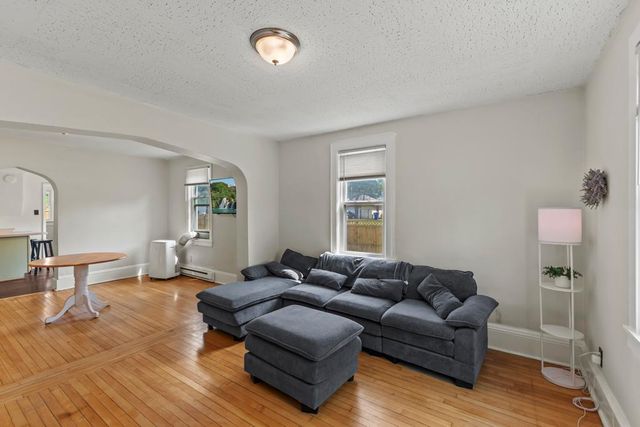 95 Front Avenue, Saint Paul, MN 55117